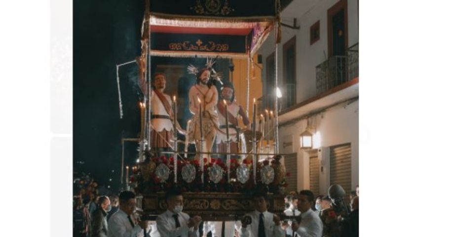 Las tradicionales procesiones y que fueron declaradas por la Unesco como Patrimonio  Inmaterial de la Humanidad.