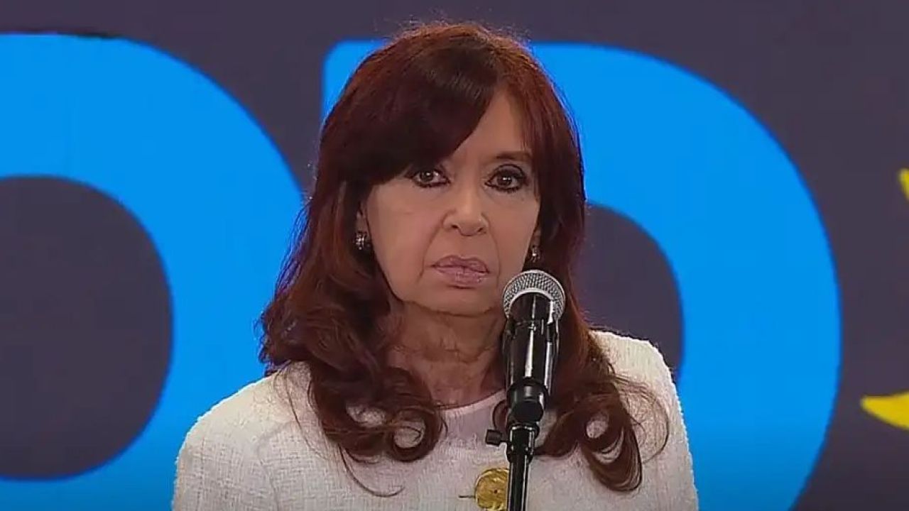 Cristina Kirchner queda fuera de la política Argentina: condenada por corrupción