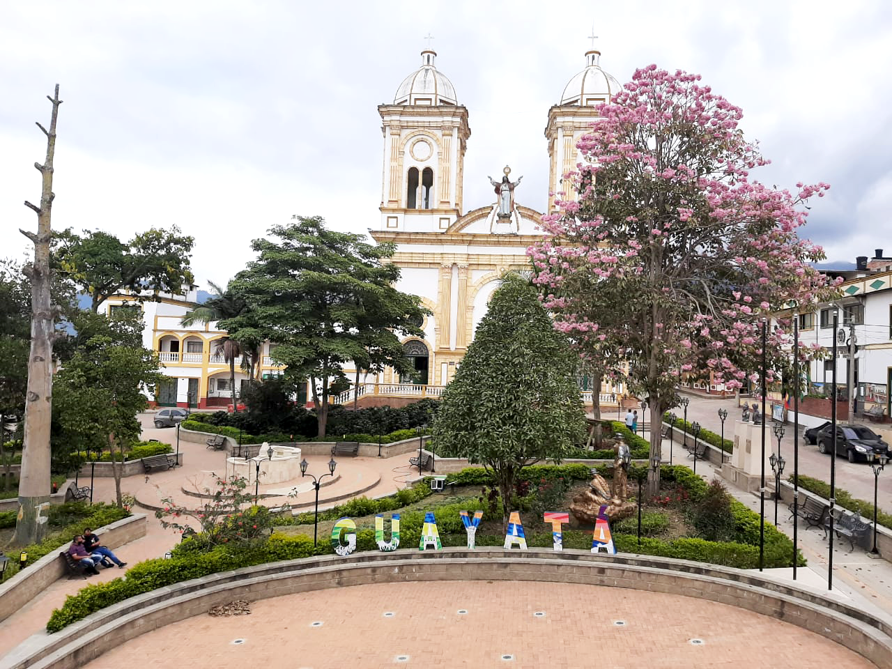 Guayatá el pueblo boyacense entre montañas verdes y paisajes rurales un encantador municipio cuyo nombre tiene raíces botánicas e históricas.