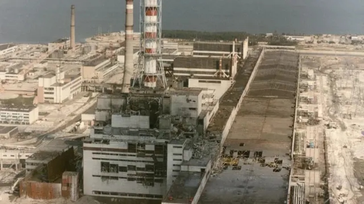 Ataques rusos afectan la planta de Chernóbil y su suministro energético