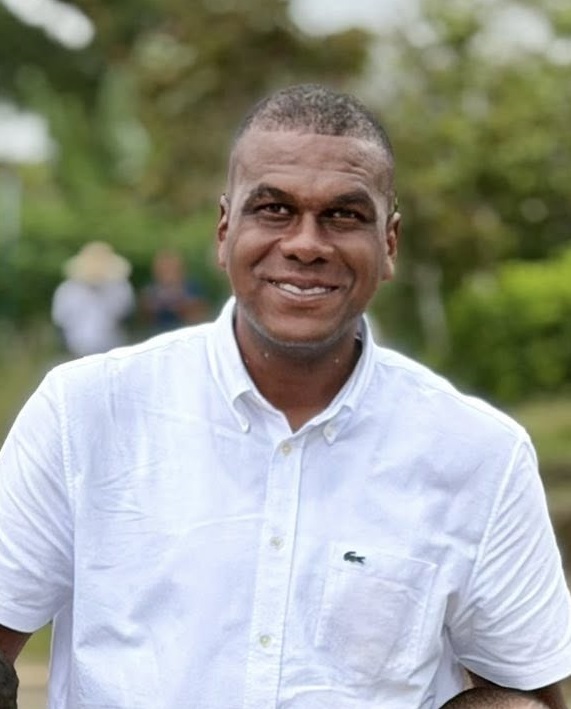Mario Hurtado, alcalde.