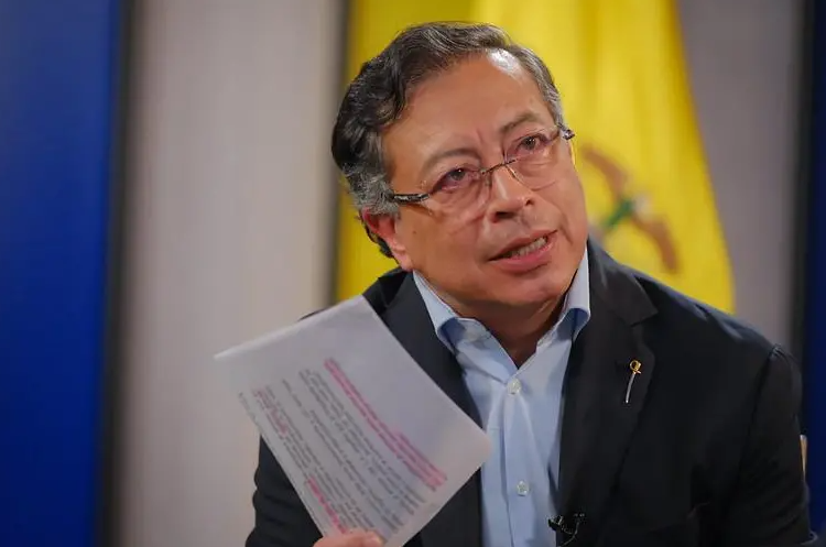 Petro Constituyente