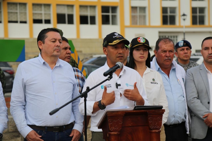 Ministro Defensa- Boyacá- Colombia- Pedro Sánchez Suárez-recompensa- alias Poeta- alias Malverde-