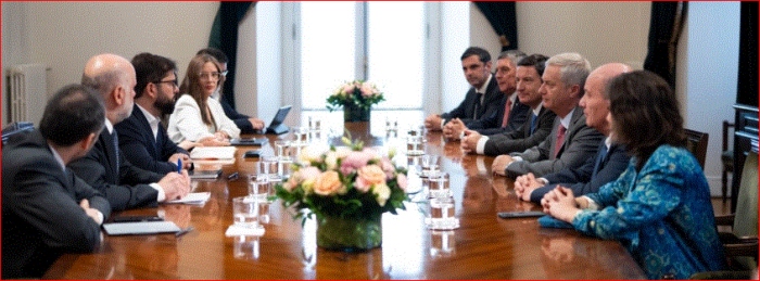 Chile- Petro- Cabal- Palacio de La Moneda- Antonio Kast- Gabriel Boric-
