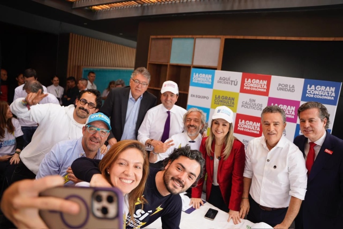 Gran Consulta- Vicky Dávila- Galán, Cárdenas- Luna- Oviedo- elecciones 2026- Gaviria-