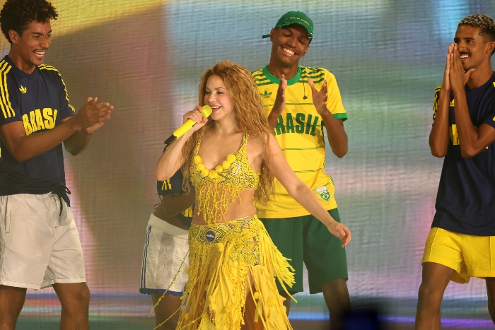 3May- Madonna- Lady Gaga- Brasil- Anitta- Shakira- La Loba- Copacabana- Río de Janeiro-