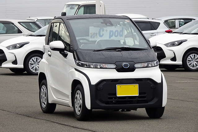 El gusto por los vehículos pequeños en Colombia sigue creciendo durante 2026 y se consolida como una de las principales tendencias del mercado automotor. Cada vez más colombianos buscan carros compactos que ofrezcan economía, facilidad para movilizarse en ciudades congestionadas y menores costos de mantenimiento.