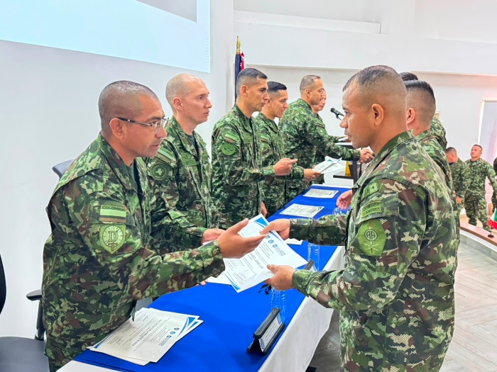 Tolemaida- Ejército- Batallón Contra el Narcotráfico N.º 1- BACN1- Batallón de Ingenieros- curso de inglés- OTAN-